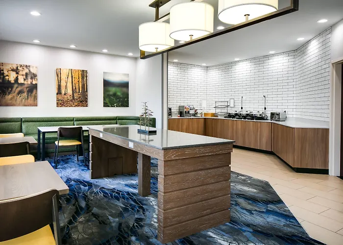 Fairfield & By Marriott